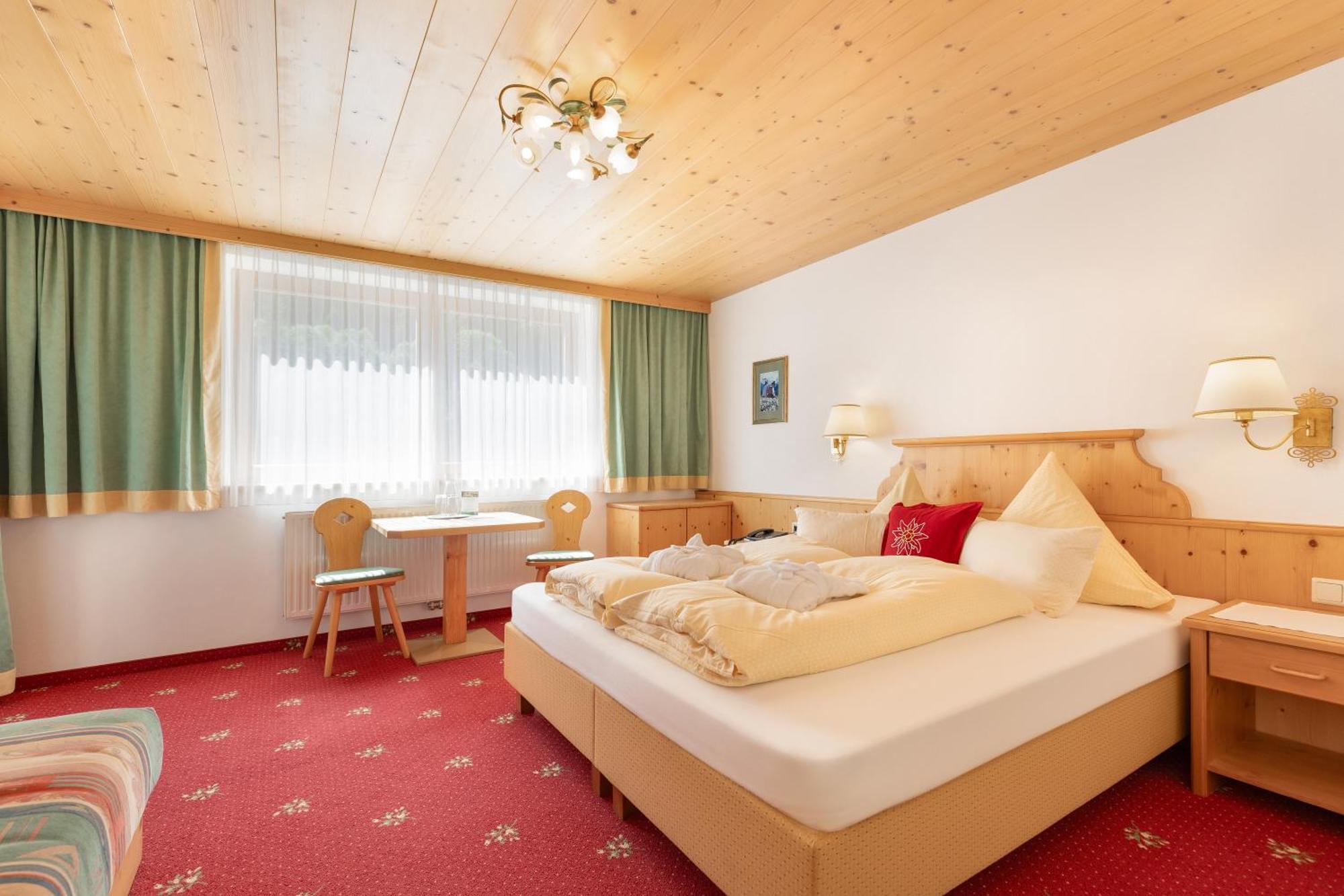 Hotel Pinzger Tux Eksteriør bilde